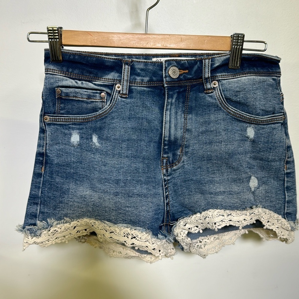 ARDENE Woman’s Denim Shorts Size 3